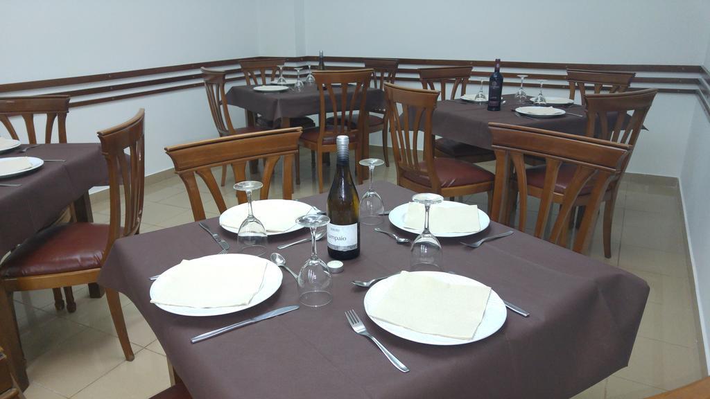 Hostal San Telmo ตุย ภายนอก รูปภาพ